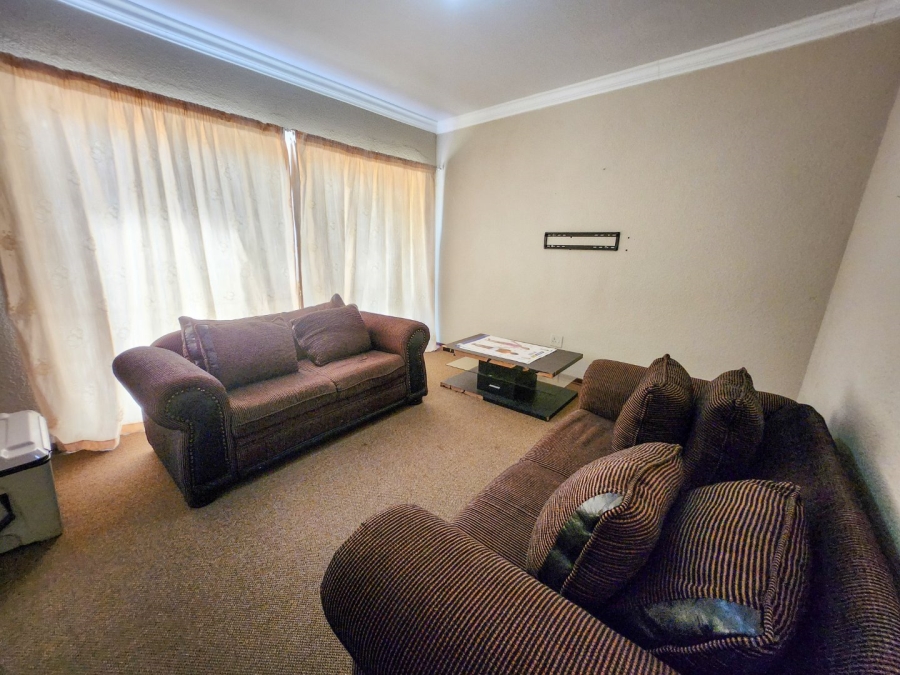 4 Bedroom Property for Sale in Wilkoppies North West